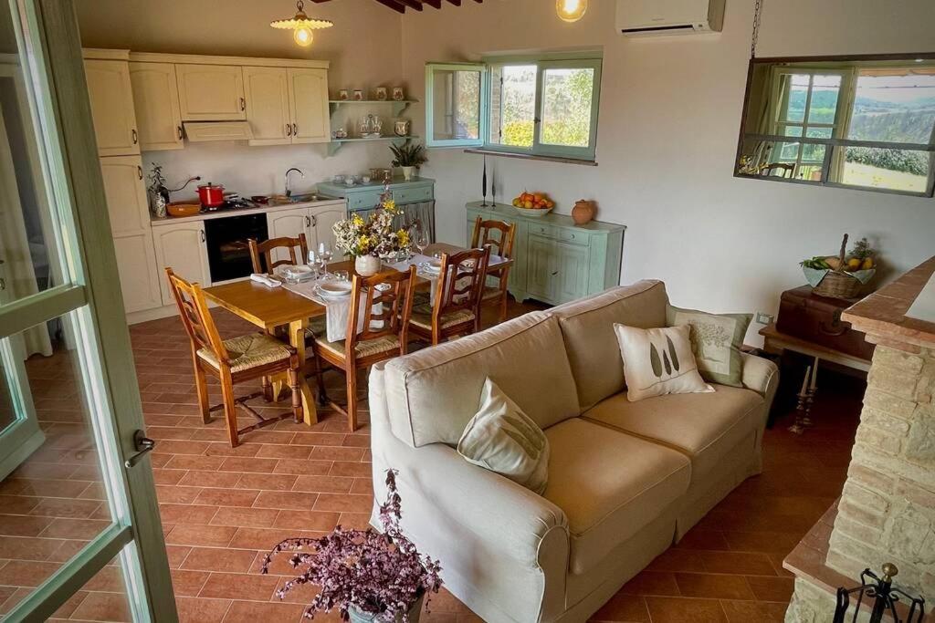 Osteria Delle Noci La Casina Della Quercia, Your Tuscan Oak Tree House מראה חיצוני תמונה
